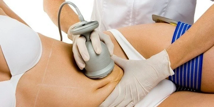 5x ultrazvuková kavitace vybrané partie (bříško, stehna, paže) v salonu Bamizi