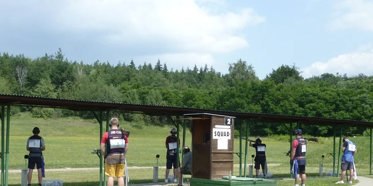 Otestujte svou přesnost: Střelba ze sportovní brokovnice na 25, 50 nebo 100 terčů