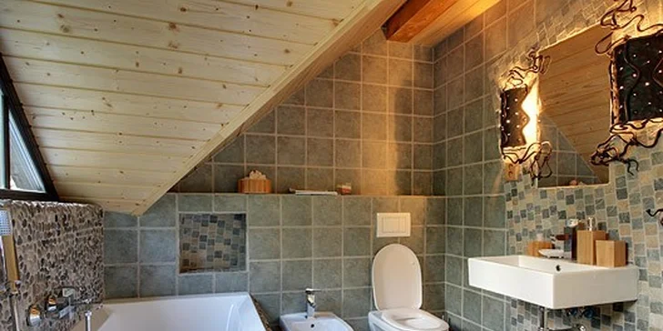 Pohádkový pobyt ve skvěle vybavených chatách s wellness až pro 10 osob