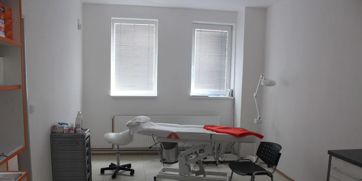 Injekční ošetření vrásek kyselinou hyaluronovou