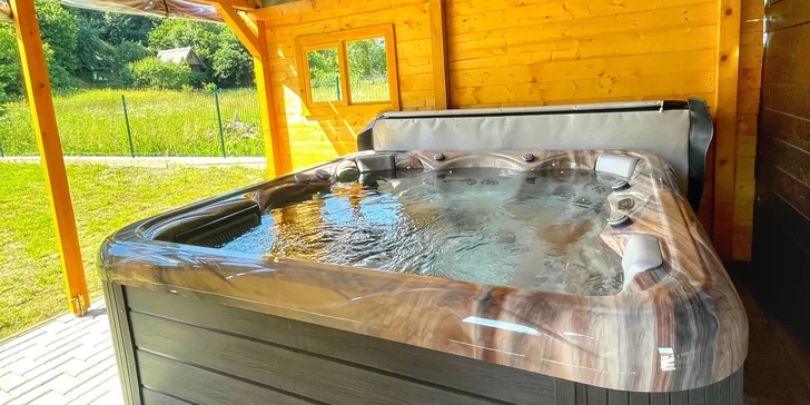 Čaká vás poriadny relax vo vírivke.