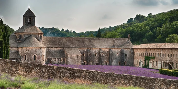 Pětidenní zájezd do okouzlující Provence vč. koupání v Nice