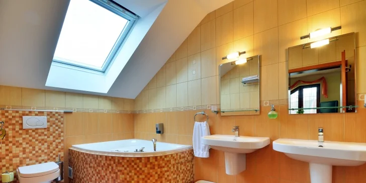 Třídenní pobyt v apartmánu s vířivkou a polopenzí u Hlučínského jezera