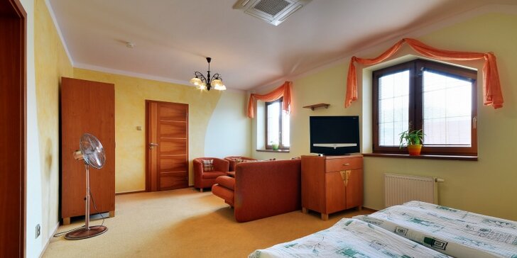 Třídenní pobyt v apartmánu s vířivkou s polopenzí u Hlučínského jezera