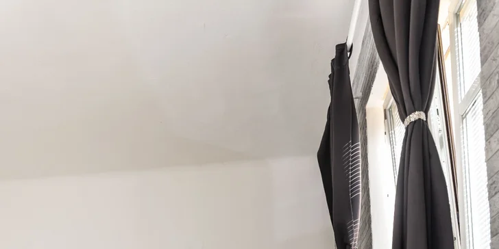 Nechybí ani rozkládací pohovka, televize a připojení na Wi-Fi.