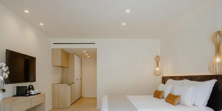 Na výběr je ubytování ve 2lůžkovém pokoji Superior či Deluxe, případně ve studiu nebo apartmánu.