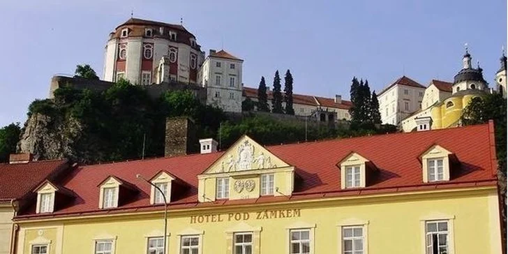 Romantika u Vranovské přehrady a zámku