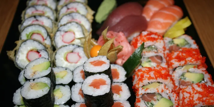 Jarní sushi menu pro 2 osoby v Sushi Aichi