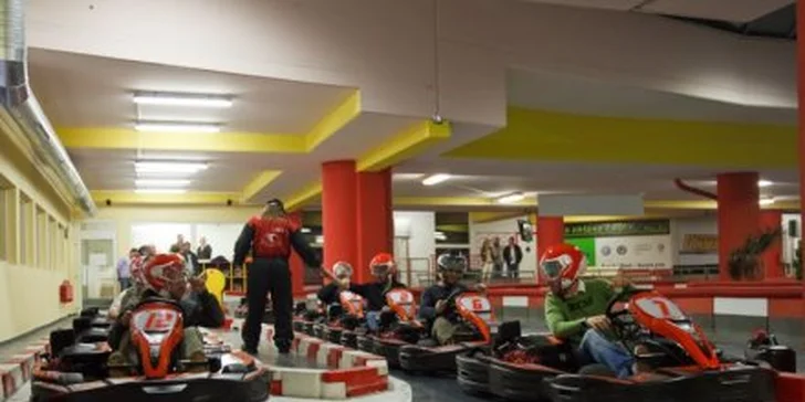Dětská škola kartingu pro malé jezdce i jezdkyně: základní znalosti jízdy na motokárách