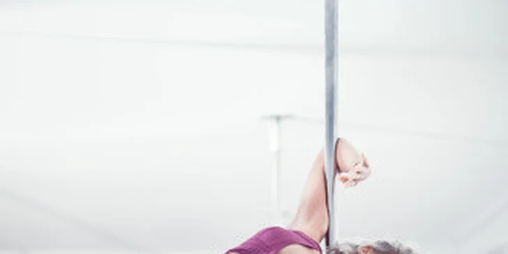 Letní permanentka na 8 lekcí v Centru Tance Plzeň. Zumba, pole dance, pilates, salsa a spousta dalších. Užijte si léto plné tance a pohybu!