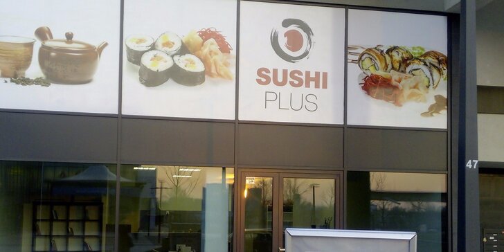 22 ks sushi s sebou ze Sushi Plus