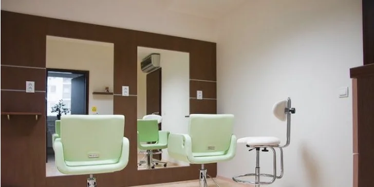 Stříhání, barva i keratin pro krásné vlasy