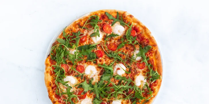 Gamberosso - rajčata, mozzarella, krevety, cherry rajčata rukola, parmezán