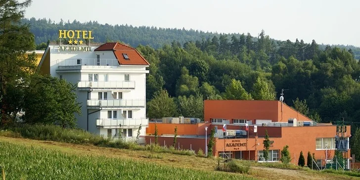 Odpočinek v posázavském Hotelu Akademie Naháč