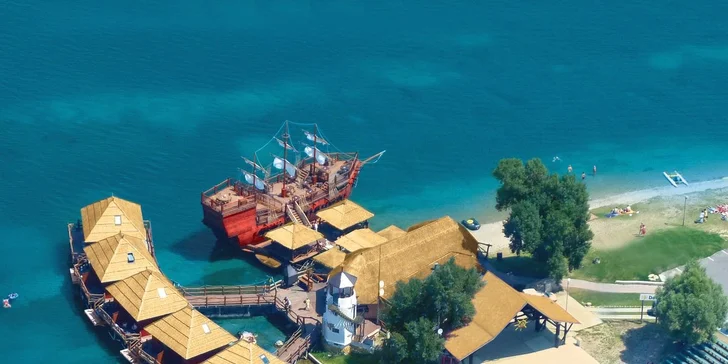 Úžasný pobyt v exotických bungalovech Lobster