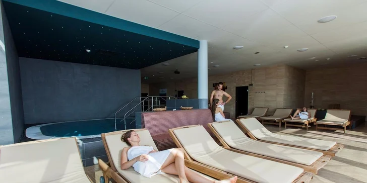 Aqualand Moravia – celodenní vstupy s možností dalších procedur či 2chodového menu