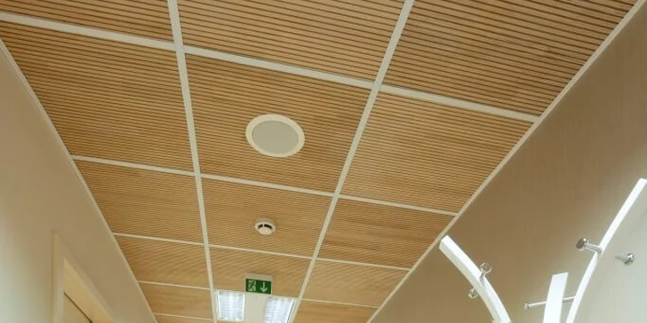 Předoperační vyšetření očí na klinice OFTUM Prague