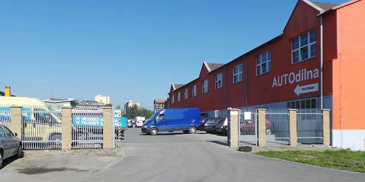 Profesionální čištění celého automobilu v Ostravě Martinově
