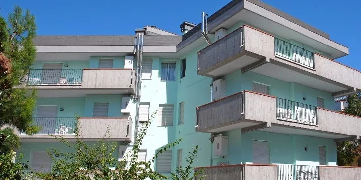 Dovolenkové koupání na italské Palmové riviéře