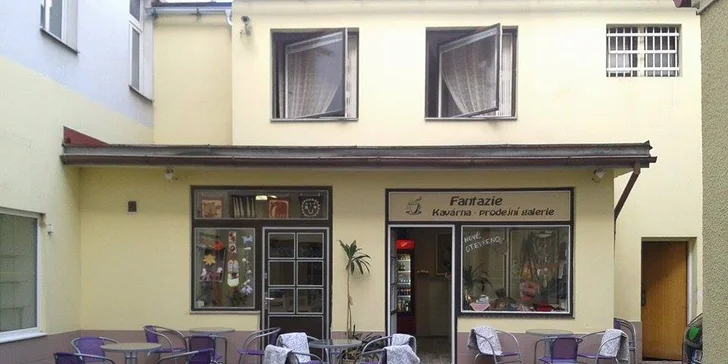 Mlsání pro dva v kavárně Fantazie