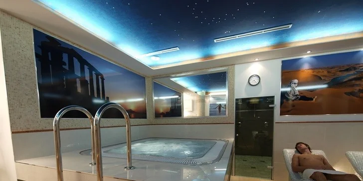 Privátní sauna s vířivkou pro dva - 2 hodiny
