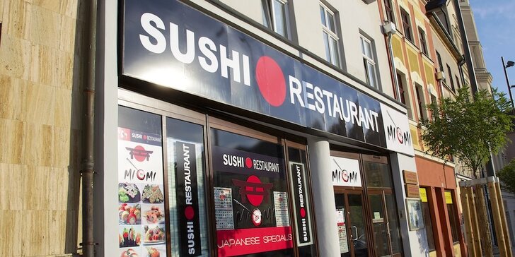 34 kousků sushi s polévkou v Sushi Miomi Olomouc
