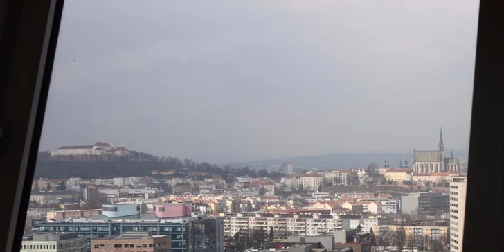 Úchvatný výhled a vynikající burger ve Stratosféře