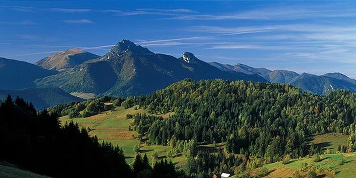 1360 Kč za 3denní pobyt se snídaní pro DVA na severozápadním Slovensku. V nabídce i 4denní varianta. Užijte si výlety a krásu nedotčené přírody!