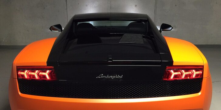Jízda v Lamborghini Gallardo jako řidič i spolujezdec