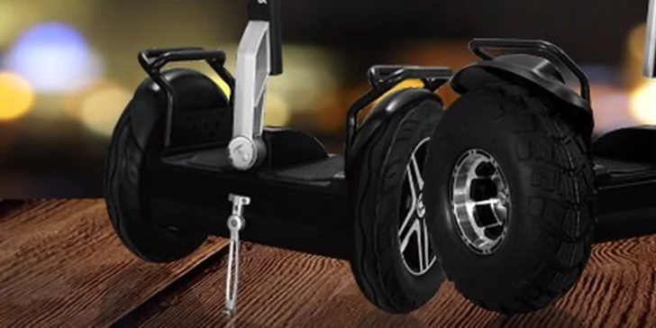 Jízda na dvoukolce na principu Segway