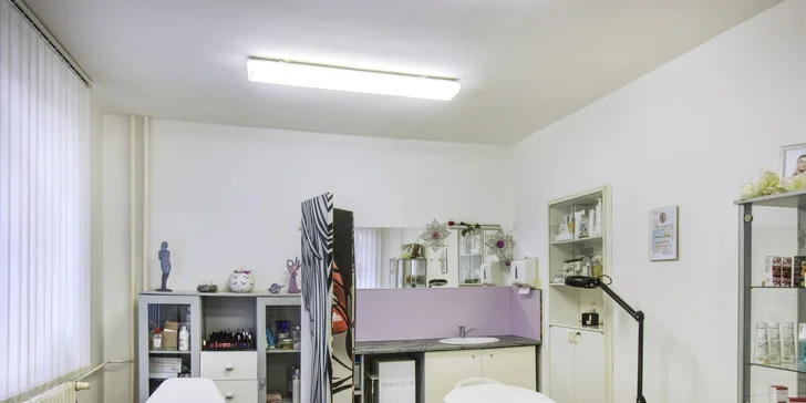 Součástí je i minikurz „Sama sobě kosmetičkou“, ve kterém vám kosmetička poskytne plán dlouhodobé péče.