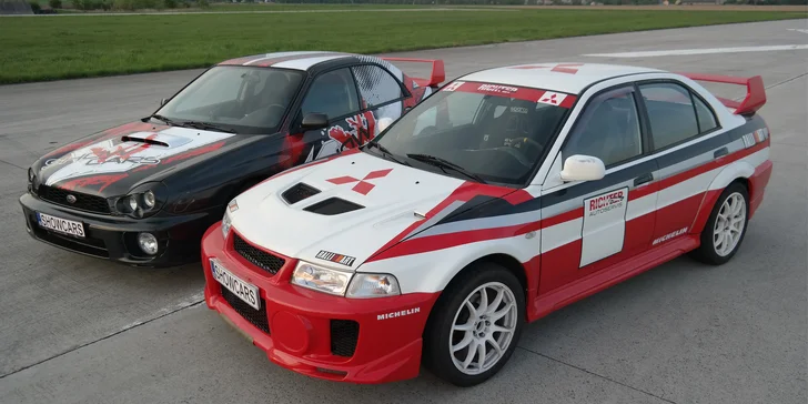 2–4 kola v Subaru Impreza WRX STI a v Mitsubishi Lancer EVO na polygonu Brno