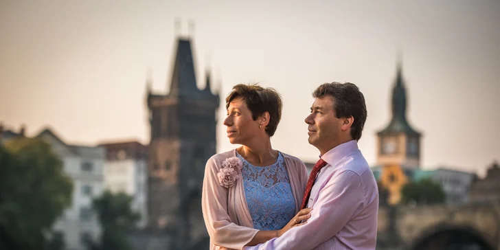 Pražské památky, zahrady či parky jsou těmi nejkrásnějšími kulisami k romantickému focení.