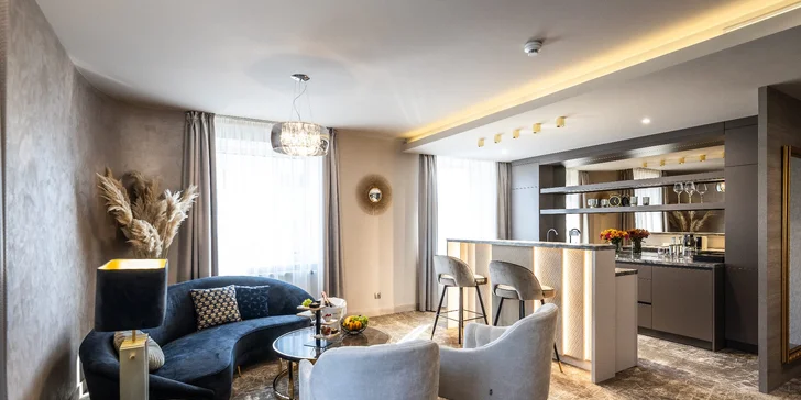 Hotel Europa**** sa nachádza v centre mesta Komárno.