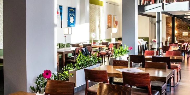 V restauraci můžete navíc využít až 15% slevu (dle balíčku). 
