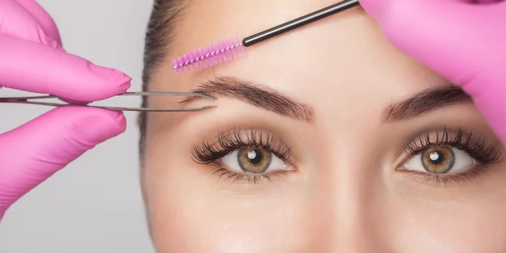 Všetko pre zvodný pohľad: úprava obočia a mihalníc v Noblesa beauty ateliér