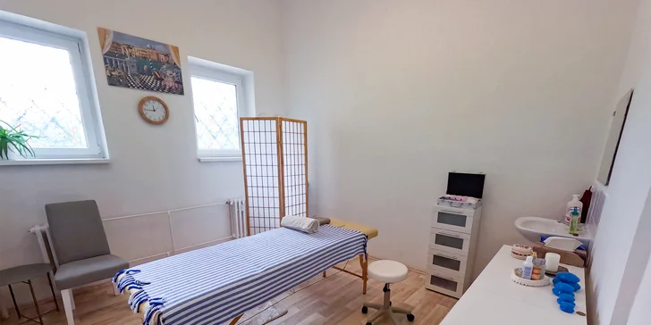 Vyberete si ze speciálně zaměřených procedur: relaxační masáž, sportovní masáž, baňkování nebo anticelulitidní masáž.