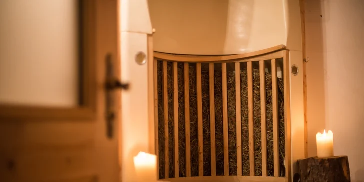 Župan a uterák do wellness budete mať pripravené na izbe, papuče do wellness si môžete na mieste dokúpiť.