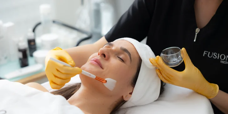 Spojením exfoliácie, infúzie aktívnych látok a oxygenácie dochádza k hĺbkovej regenerácii pokožky, ktorá sa tak stáva viditeľne hladšou, pružnejšou a sviežou.