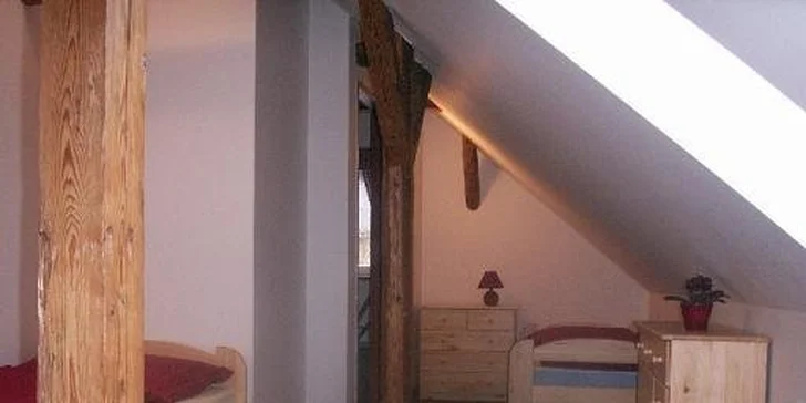 Každá ložnice má 4 lůžka.