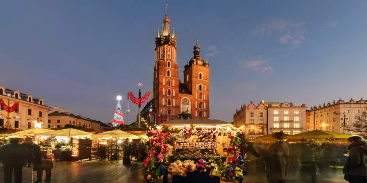 V polském Krakově si užijete adventní trhy na náměstí Rynek Glówny, které patří k těm nejkrásnějším na světě. 