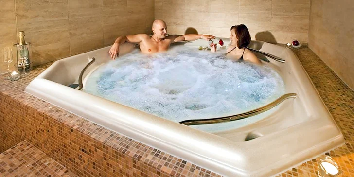 V balíčku máte vstup do saunového světa a tři procedury. Na další relax využijete 20% slevu. 