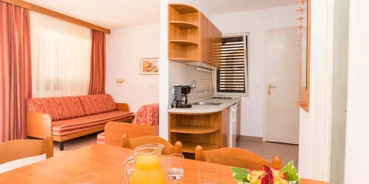 Každý apartmán má vybavenú kuchynku.