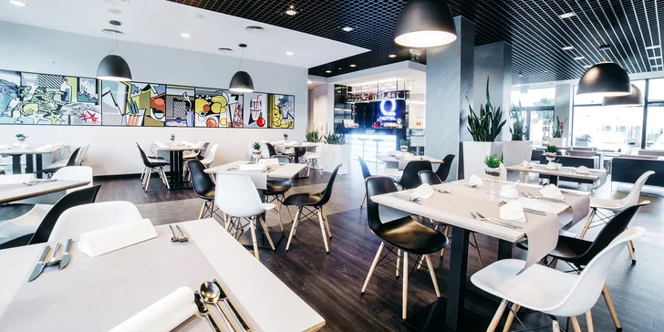 V ceně pobytu máte i pestré bufetové snídaně v hotelové restauraci.