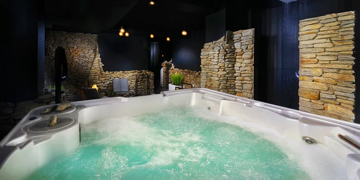 Těšit se můžete na neomezenou relaxaci v hotelovém wellness.
