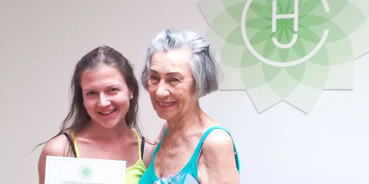 Kurz vedie Mgr. Šárka Sedláčková, certifikovaná lektorka Hormonálnej jogy pre ženy a diabetikov