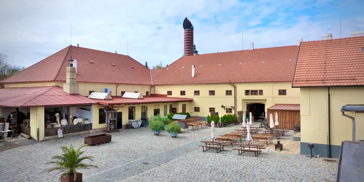 Komentovaná prohlídka trvá 90 minut. 