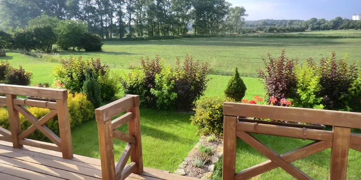 Projděte si Českou Skalici, zajeďte do Náchoda, do Babiččina údolí nebo třeba Kuksu. 