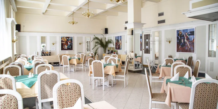 Hodovat budete v restauraci, která v Klatovech stojí již od roku 1929.
