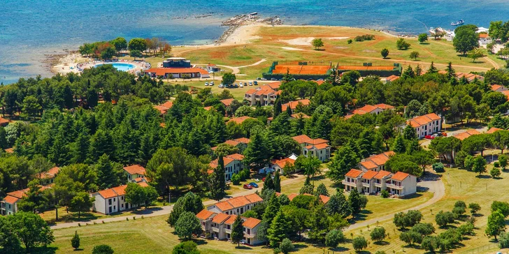 Apartmány na Istrii: ubytovanie na pláži, bez stravy alebo s jedlom, bazény a športové vyžitie
